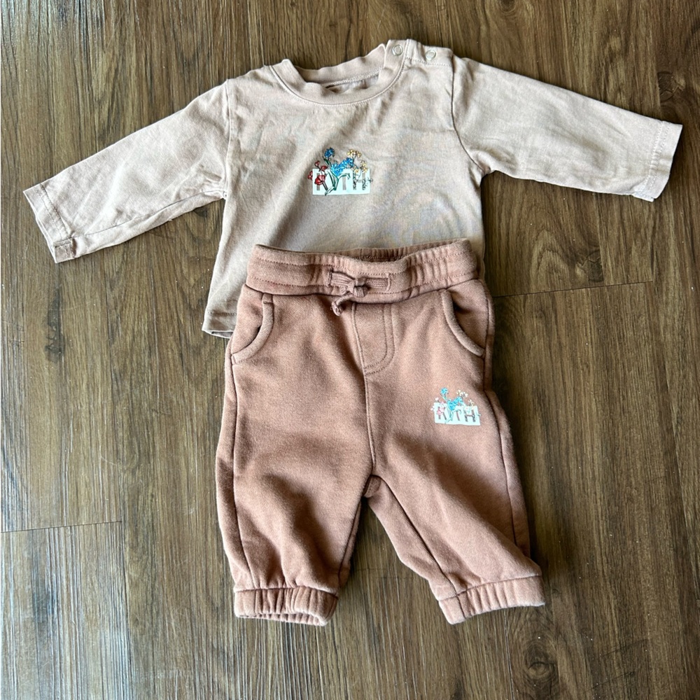 Kith baby Nelson longsleeve and sweatpant set
